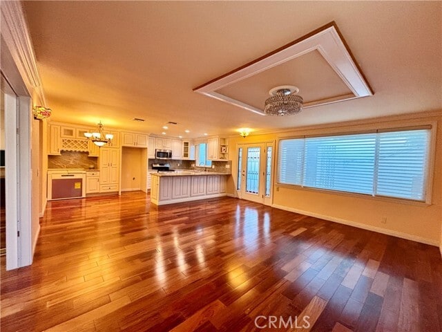 Building Photo - 442 Avenida Sevilla