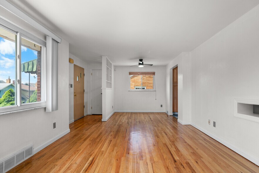 Building Photo - 235 McKinley St