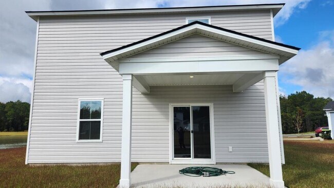 Building Photo - 1055 Sentinel Ct