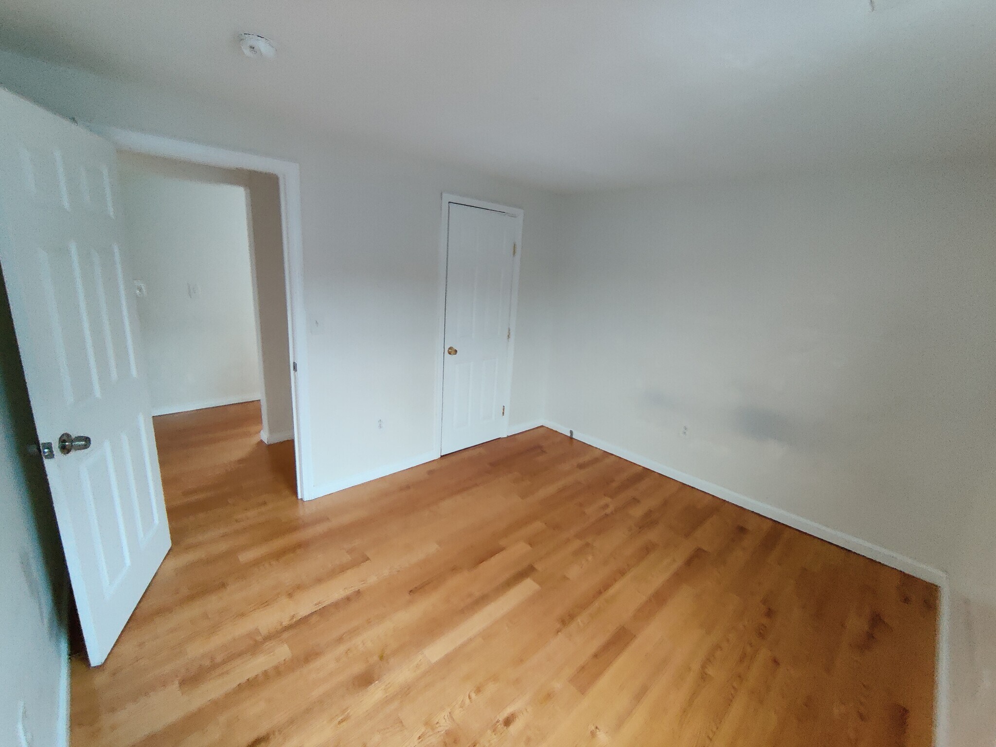 Bedroom - 235-2 Columbia Rd