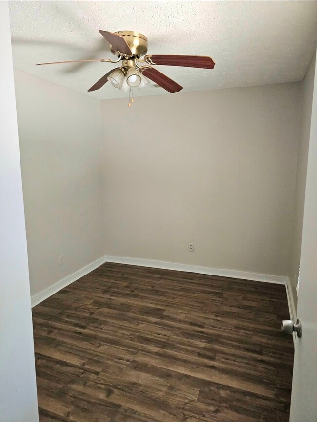 Building Photo - 422 Meriwether St