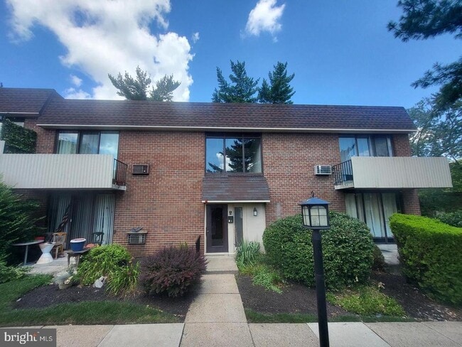 Building Photo - 100 E Glenolden Ave