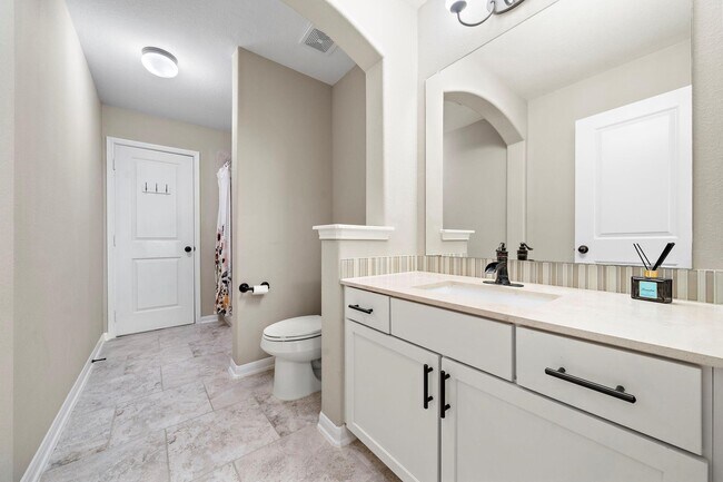 Building Photo - 31041 Pecan Creek Dr
