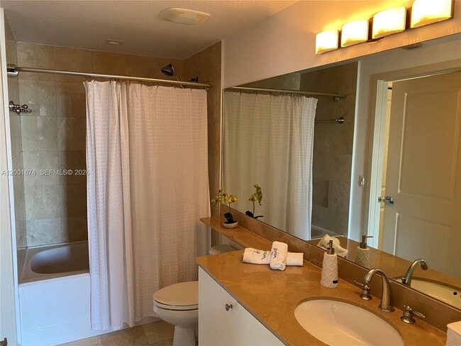 Building Photo - 170 SE 14th St