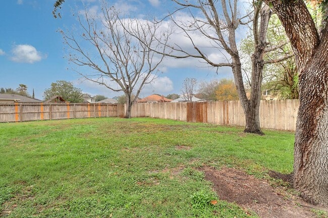 Building Photo - 4249 Rapids Dr