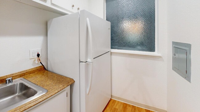 Building Photo - 475 Ignacio Blvd