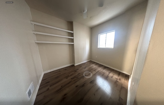 Building Photo - Modern Comfort Meets South Philly Charm