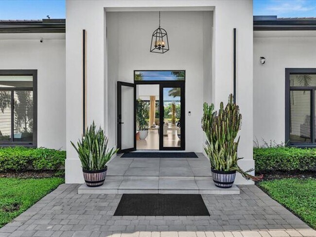 Building Photo - 6122 SW 173rd Way