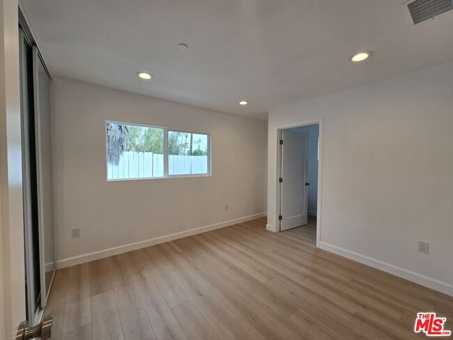 Building Photo - 14756 Lemay St