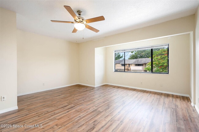 Building Photo - 1911 Cashew Courtway