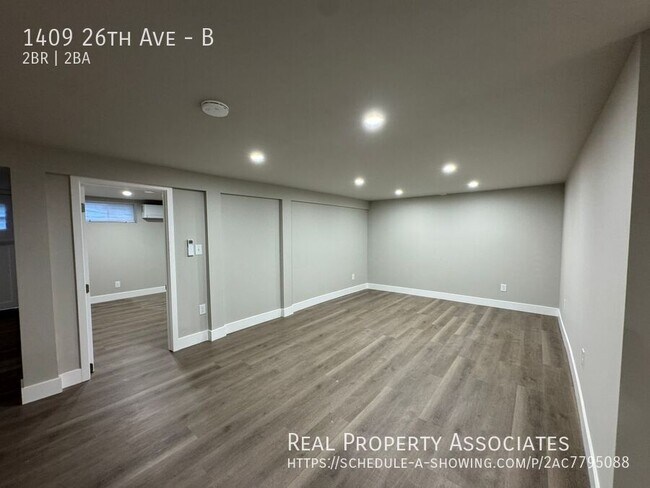 Building Photo - 1409 26th Ave