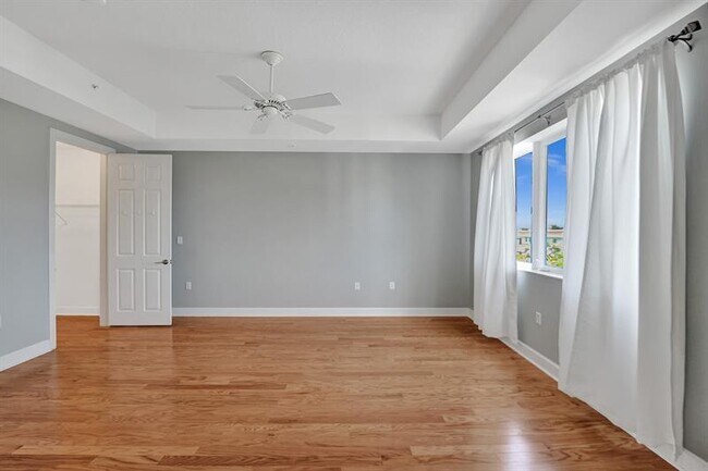 Building Photo - 1861 Coral Heights Blvd