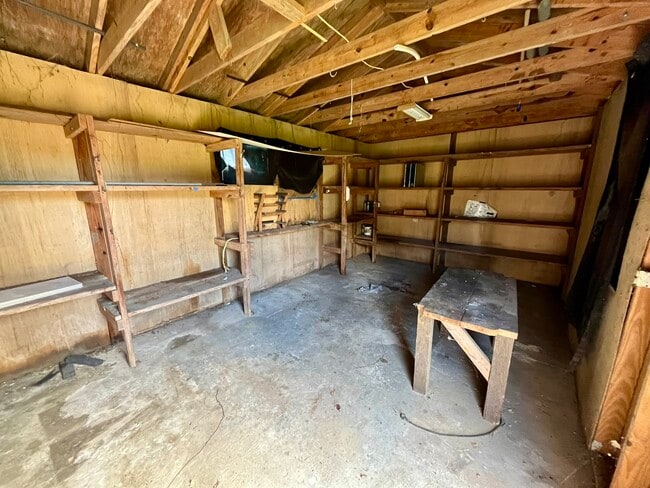 Building Photo - 113 Tinsley Dr