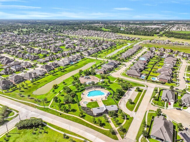 Building Photo - 2641 Summer Indigo Trl