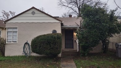 Building Photo - 3911 33rd St