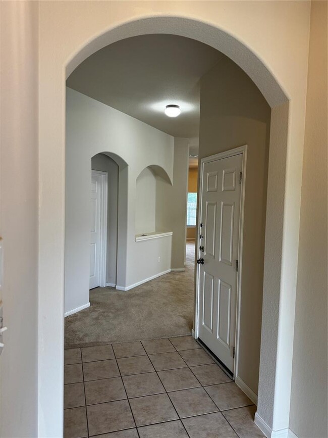 Building Photo - 1600 Melissa Oaks Ln