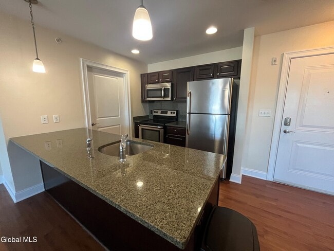 Building Photo - 74 Weibel Ave