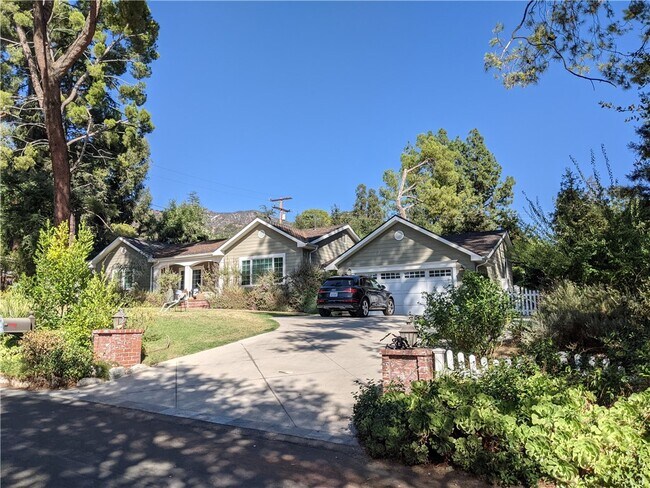 Building Photo - 5310 La Forest Dr