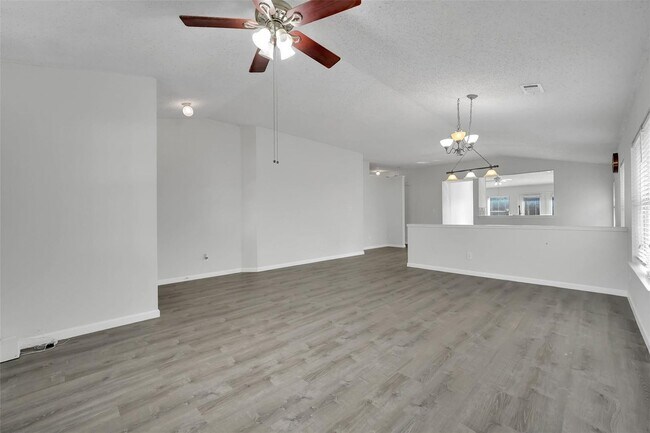 Building Photo - 3 Bed Brick in Watauga, TX