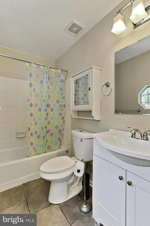 Building Photo - 9694 Poindexter Ct