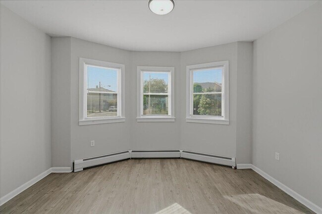 Building Photo - 784 Ocean Ave