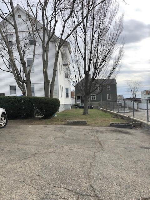 Building Photo - 22-22 10th St