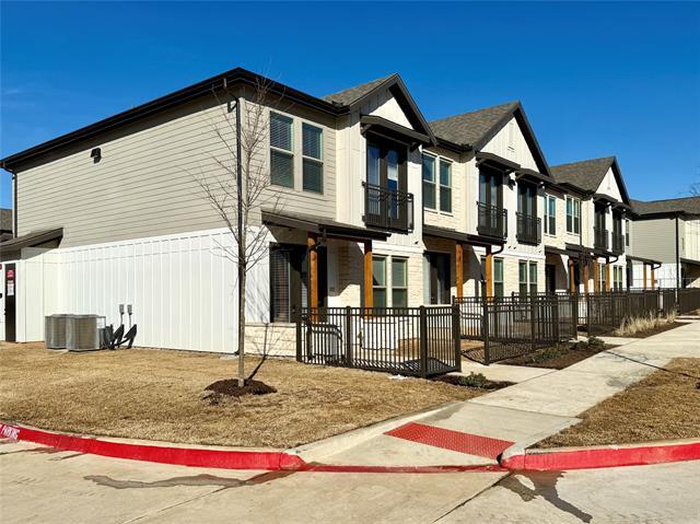 Building Photo - 3120 Bennett Dr