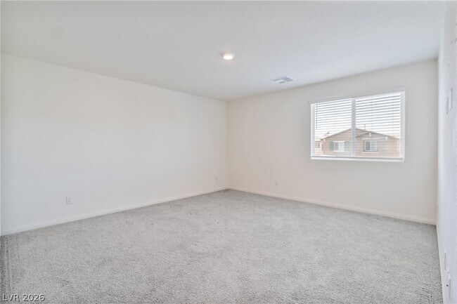 Building Photo - 3366 La Cura Ave