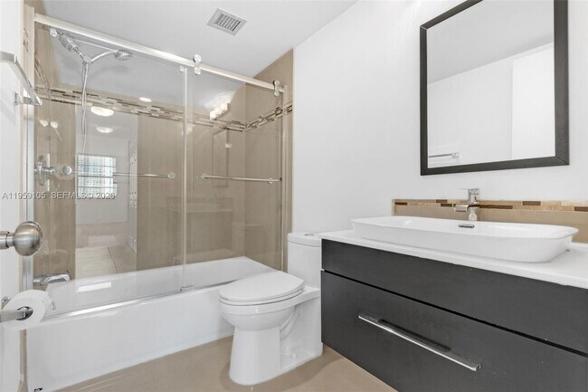 Building Photo - 2851 NE 183rd St