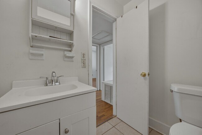 Building Photo - 1641 Atkamire Dr