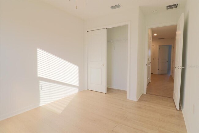 Building Photo - 2208 Paravane Wy