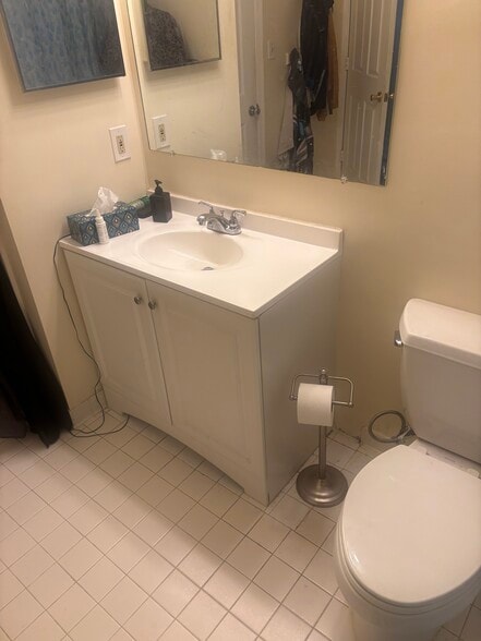 Building Photo - 9315 Groffs Mill Dr