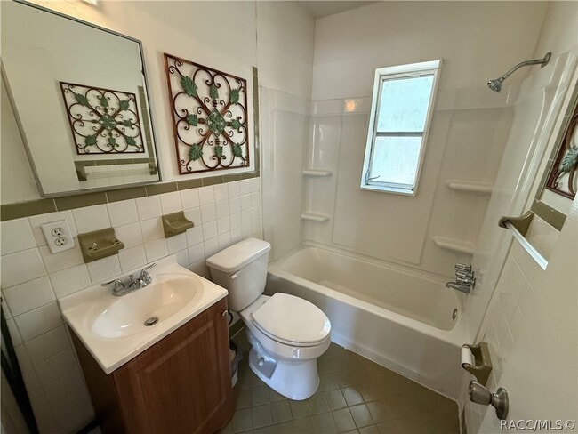 Building Photo - 7115 W Porpoise Dr
