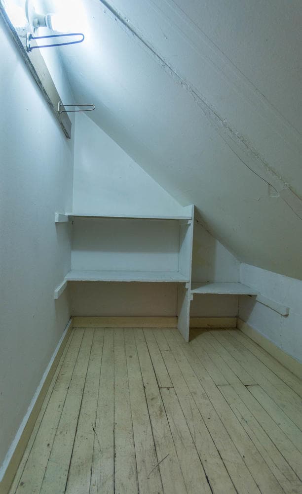Walk-in closet 4 - 715 E 10th St