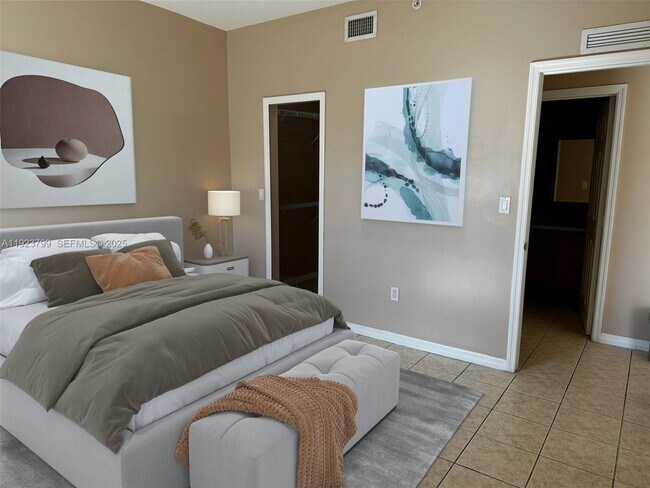 Building Photo - 5271 SW 8th St