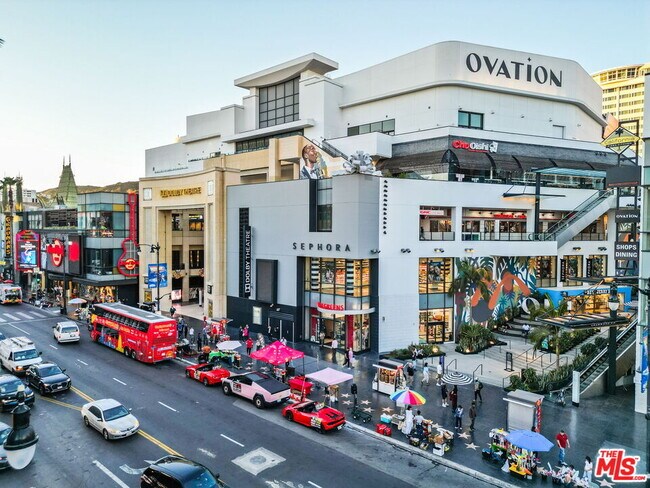 Building Photo - 2700 Cahuenga Blvd