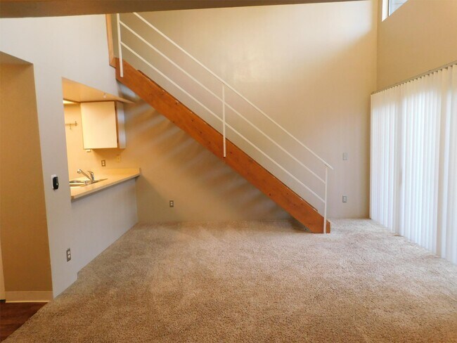 Building Photo - 4866 S Dudley St