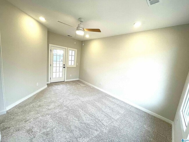 Building Photo - 4767 Silas Ave