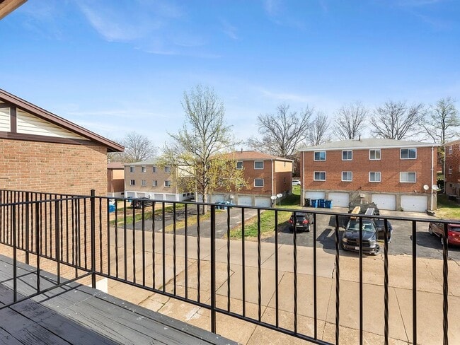 Building Photo - 10017-10021 Rodium Dr.