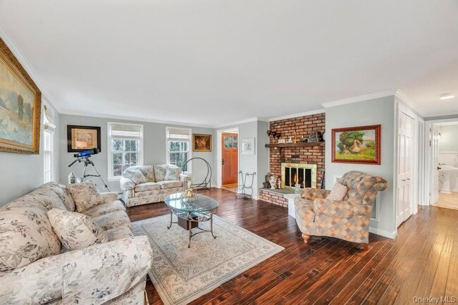 Building Photo - 807 Union Ave