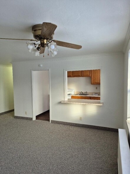 Building Photo - 3535 State St