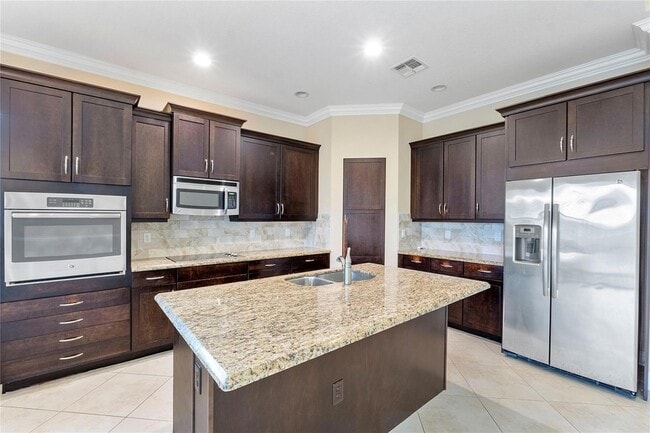 Building Photo - 2888 Bellarosa Circle