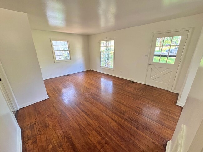 Building Photo - Statesville - 3BR/1BA