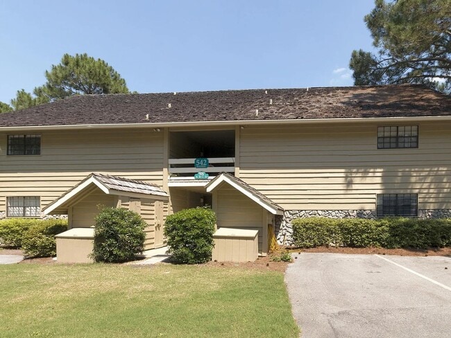 Building Photo - Gorgeous Condo Located in the Seascape community