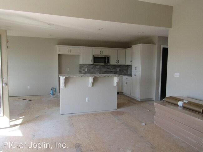 Building Photo - 3 br, 2 bath House - 626 Ty Court