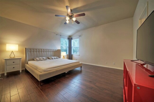 Building Photo - 8809 White Ibis Dr