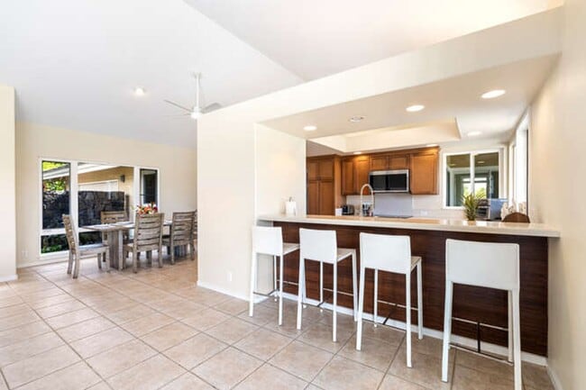 Building Photo - Beautiful Home in Gated Community