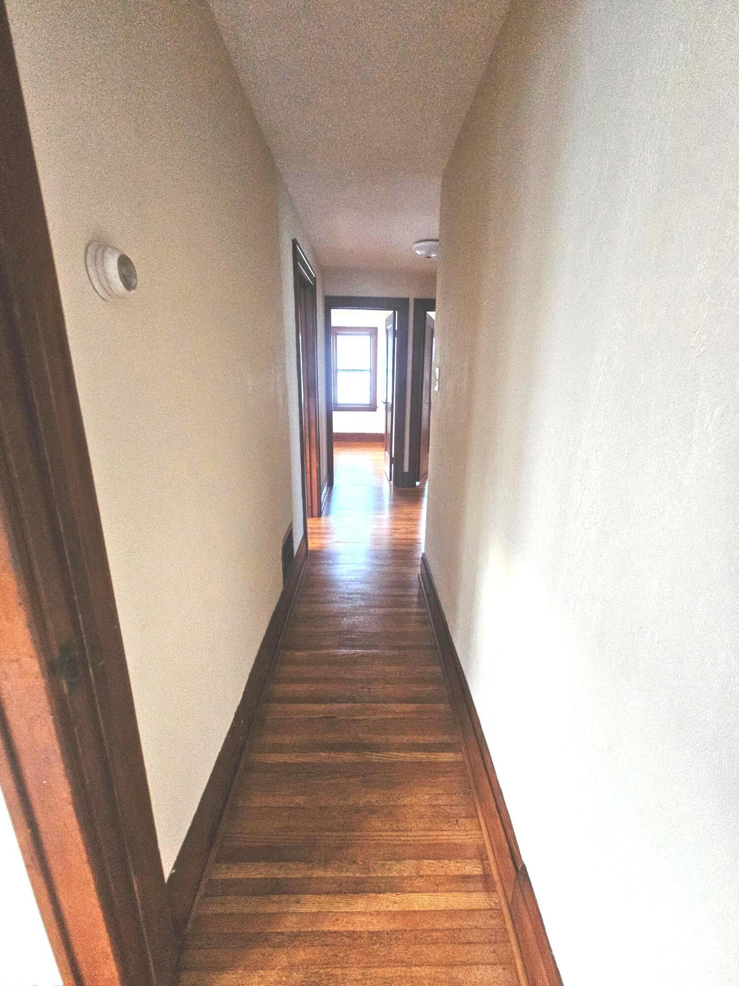 Building Photo - 536 Winspear Ave