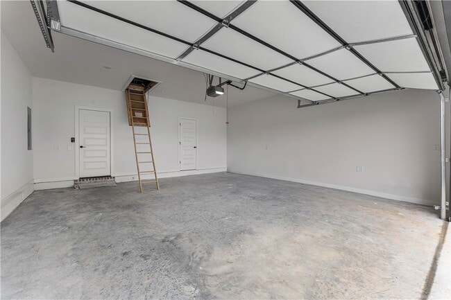 Building Photo - 803 Jenison Rd