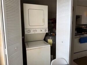 Building Photo - 14671 Bonaire Blvd